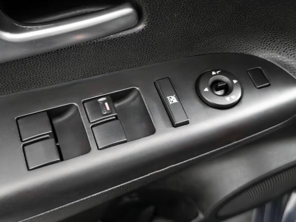 Kia Venga I с пробегом 2012 года, цена 695 000 рублей, 230278 км, минивэн, Автокод Объявления