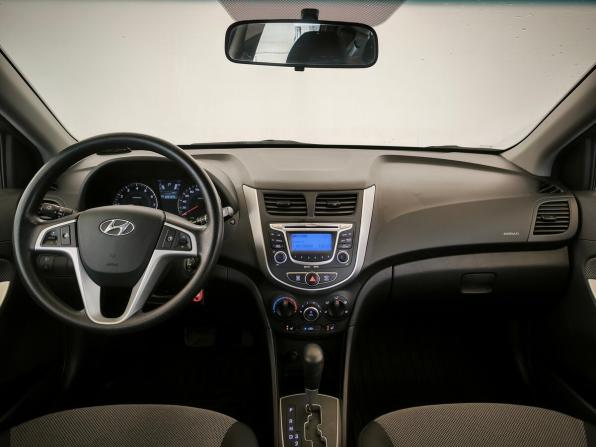 Hyundai Solaris I с пробегом 2012 года, цена 720 000 рублей, 105409 км, хэтчбек, Автокод Объявления