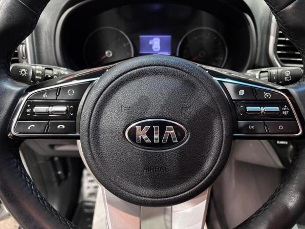 Kia Sportage IV Рестайлинг с пробегом 2018 года, цена 1 950 000 рублей, 177257 км, внедорожник, Автокод Объявления