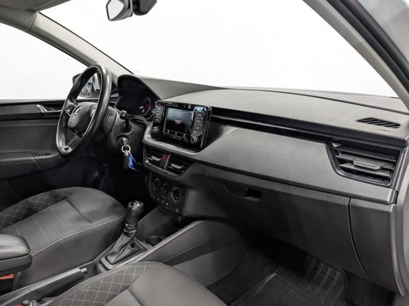 Skoda Rapid II с пробегом 2020 года, цена 1 490 000 рублей, 80698 км, лифтбек, Автокод Объявления