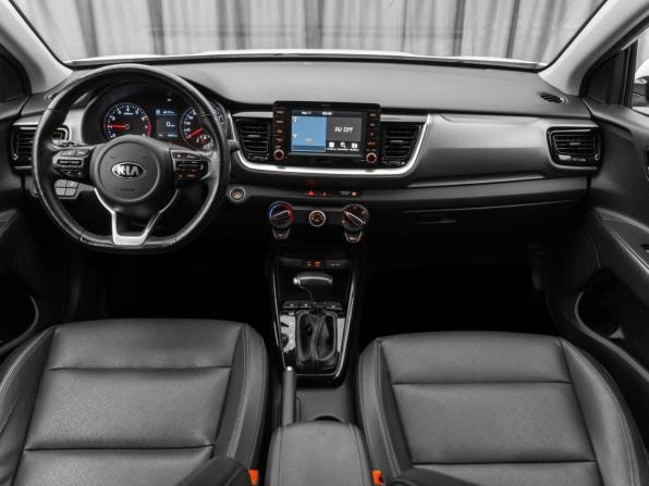 Kia Stonic I с пробегом 2019 года, цена 1 790 000 рублей, 84027 км, внедорожник, Автокод Объявления