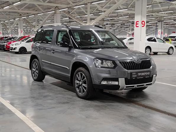 Skoda Yeti I Рестайлинг с пробегом 2017 года, цена 1 367 000 рублей, 123316 км, внедорожник, Автокод Объявления