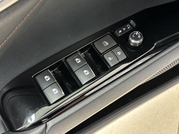 Toyota Camry VIII (XV70) с пробегом 2020 года, цена 3 099 000 рублей, 102000 км, седан, Автокод Объявления