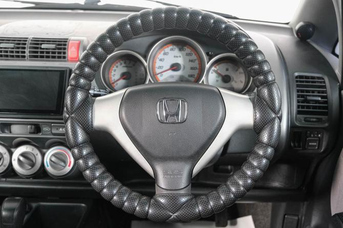 Honda Fit I с пробегом 2005 года, цена 559 000 рублей, 374000 км, хэтчбек, Автокод Объявления