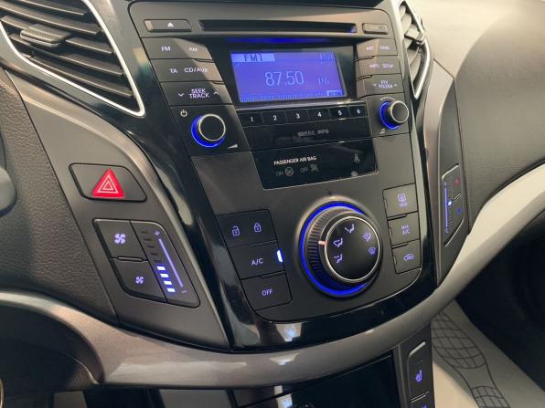 Hyundai i40 I с пробегом 2014 года, цена 999 000 рублей, 184373 км, седан, Автокод Объявления