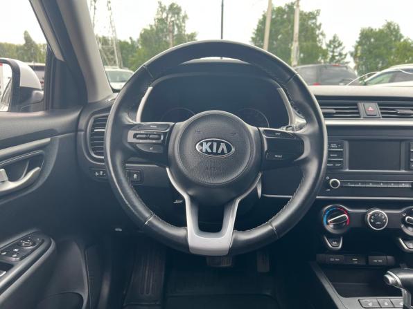 Kia Rio IV Рестайлинг с пробегом 2020 года, цена 1 614 000 рублей, 101802 км, седан, Автокод Объявления