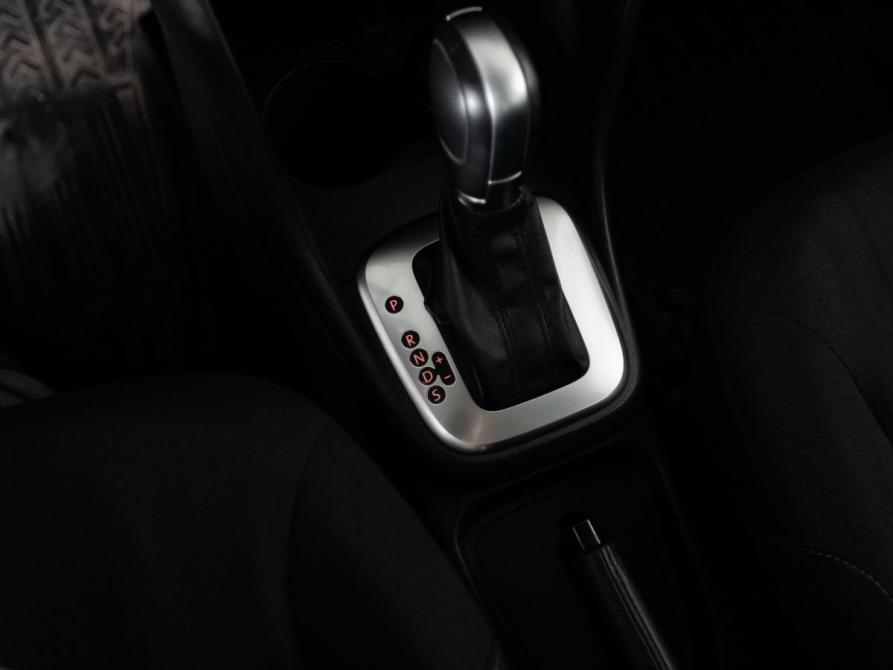 Volkswagen Polo V Рестайлинг Челябинск  - изображение 13