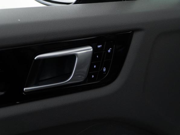 Porsche Cayenne III с пробегом 2018 года, цена 5 584 050 рублей, 127881 км, внедорожник, Автокод Объявления