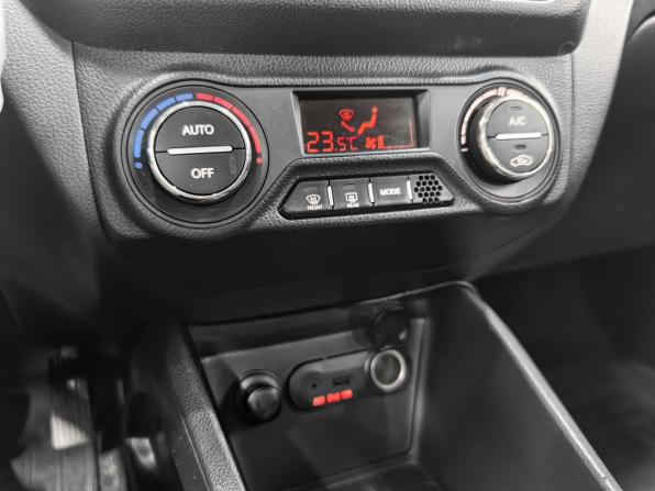 Kia Rio III с пробегом 2013 года, цена 955 000 рублей, 157810 км, хэтчбек, Автокод Объявления