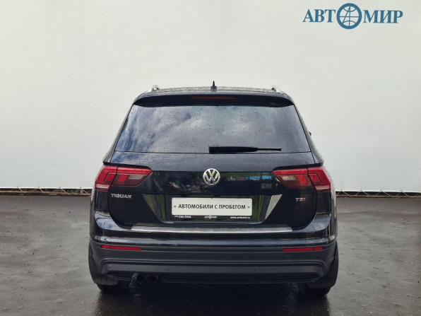 Volkswagen Tiguan II с пробегом 2017 года, цена 1 990 000 рублей, 128666 км, внедорожник, Автокод Объявления