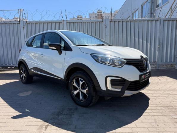 Renault Kaptur I с пробегом 2018 года, цена 1 549 000 рублей, 119156 км, внедорожник, Автокод Объявления