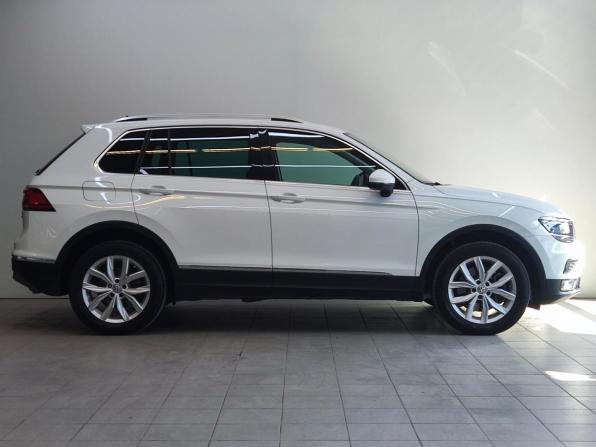 Volkswagen Tiguan II с пробегом 2018 года, цена 3 190 000 рублей, 41951 км, внедорожник, Автокод Объявления