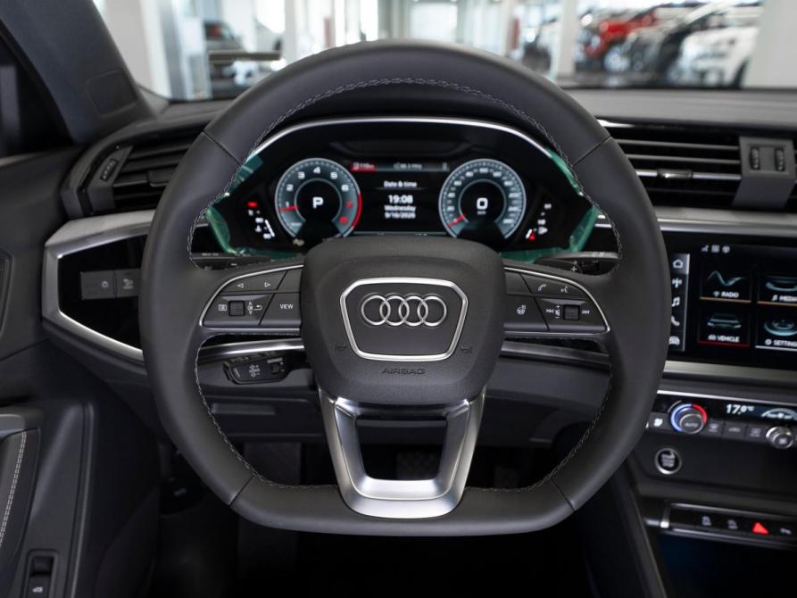 Audi Q3 II (F3) Москва  - изображение 11
