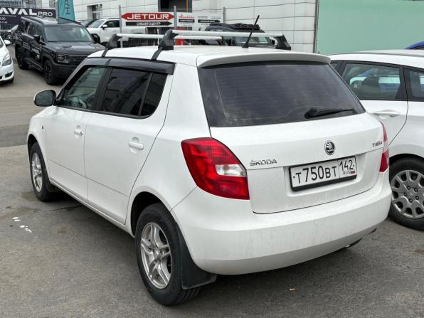 Skoda Fabia II Рестайлинг с пробегом 2013 года, цена 569 000 рублей, 223000 км, хэтчбек, Автокод Объявления