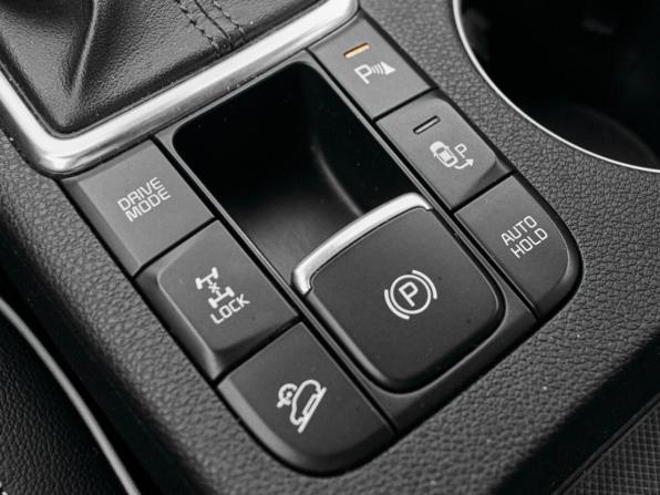 Kia Sportage IV Рестайлинг с пробегом 2018 года, цена 2 580 000 рублей, 89650 км, внедорожник, Автокод Объявления