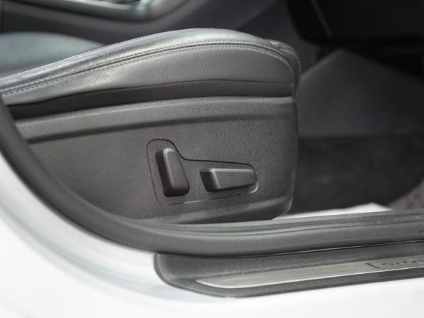 Hyundai Grandeur VI с пробегом 2019 года, цена 2 100 000 рублей, 94932 км, седан, Автокод Объявления