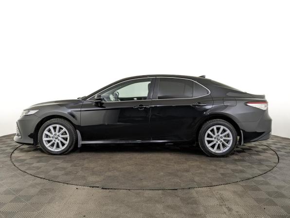 Toyota Camry VIII (XV70) Рестайлинг с пробегом 2021 года, цена 2 590 000 рублей, 120101 км, седан, Автокод Объявления