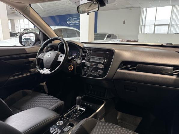 Mitsubishi Outlander III Рестайлинг 3 с пробегом 2019 года, цена 1 770 000 рублей, 180596 км, внедорожник, Автокод Объявления
