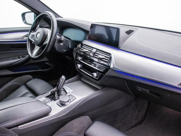 BMW 5 серии VII (G30/G31/G38) с пробегом 2018 года, цена 3 457 000 рублей, 92224 км, седан, Автокод Объявления