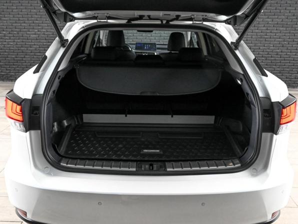 Lexus RX IV Рестайлинг с пробегом 2022 года, цена 6 000 000 рублей, 69637 км, внедорожник, Автокод Объявления