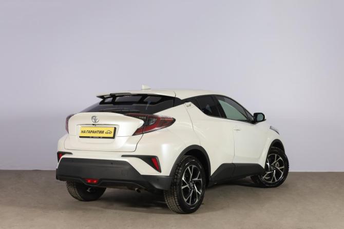 Toyota C-HR I Рестайлинг с пробегом 2020 года, цена 2 799 000 рублей, 28566 км, внедорожник, Автокод Объявления