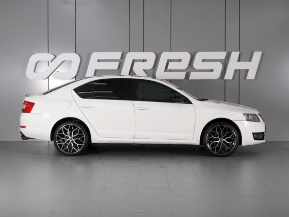 Skoda Octavia III (A7) с пробегом 2015 года, цена 1 599 000 рублей, 218798 км, лифтбек, Автокод Объявления