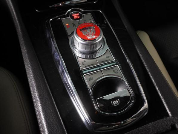 Jaguar XK II Рестайлинг 1 с пробегом 2011 года, цена 2 666 000 рублей, 144183 км, купе, Автокод Объявления