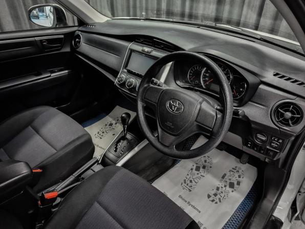 Toyota Corolla XI (E160 E170) Рестайлинг 2 с пробегом 2018 года, цена 1 135 000 рублей, 117000 км, универсал, Автокод Объявления