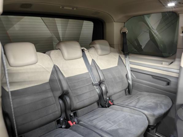 Volkswagen Multivan T7 с пробегом 2022 года, цена 5 759 000 рублей, 167866 км, минивэн, Автокод Объявления
