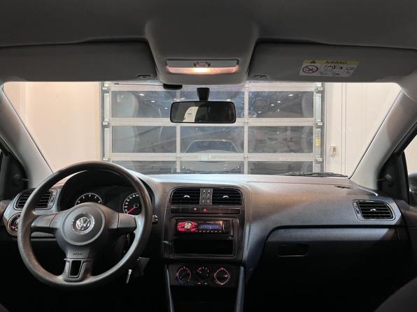 Volkswagen Polo V с пробегом 2015 года, цена 820 000 рублей, 190617 км, седан, Автокод Объявления