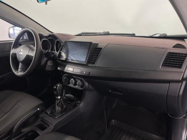 Mitsubishi Lancer X с пробегом 2009 года, цена 585 000 рублей, 246000 км, седан, Автокод Объявления