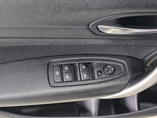BMW 1 серии II (F20/F21) Рестайлинг 2 с пробегом 2017 года, цена 1 695 000 рублей, 142643 км, хэтчбек, Автокод Объявления