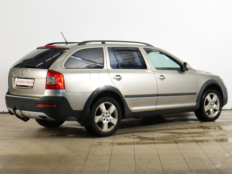 Skoda Octavia II (A5) Рестайлинг Мурманск  - изображение 4
