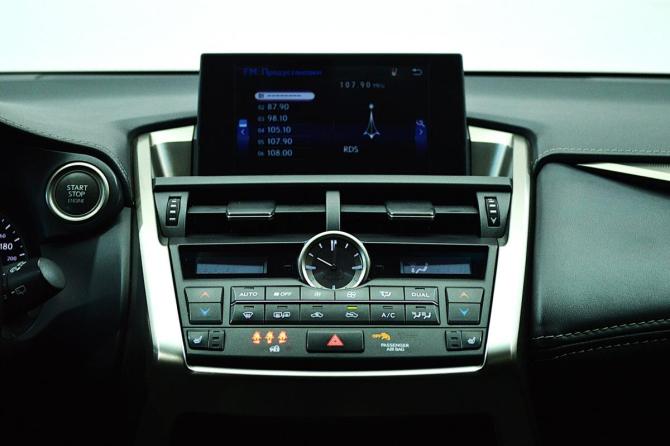 Lexus NX I с пробегом 2015 года, цена 2 300 000 рублей, 167000 км, внедорожник, Автокод Объявления