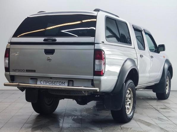 Nissan NP300 с пробегом 2012 года, цена 900 000 рублей, 268832 км, пикап, Автокод Объявления