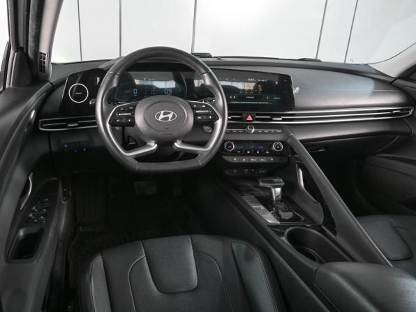 Hyundai Elantra VII (CN7) Рестайлинг с пробегом 2023 года, цена 1 960 000 рублей, 98465 км, седан, Автокод Объявления
