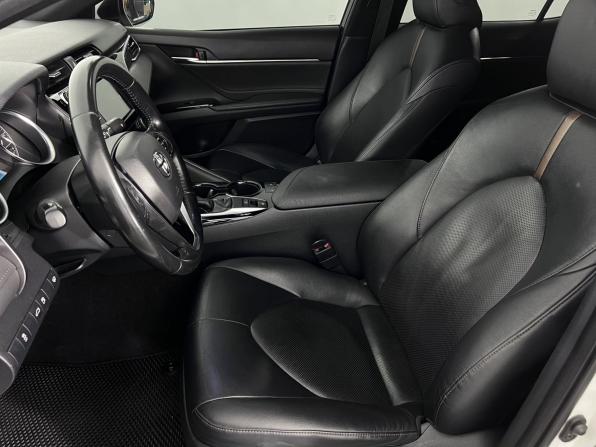 Toyota Camry VIII (XV70) с пробегом 2018 года, цена 2 450 000 рублей, 149204 км, седан, Автокод Объявления