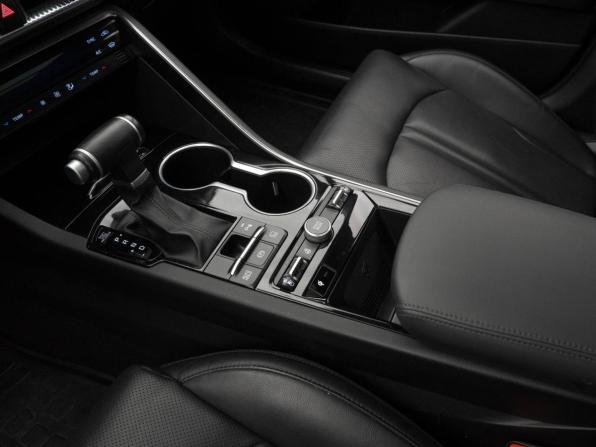 Kia K5 III с пробегом 2021 года, цена 2 940 000 рублей, 99819 км, седан, Автокод Объявления