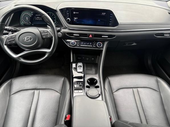 Hyundai Sonata VIII (DN8) с пробегом 2022 года, цена 2 680 000 рублей, 93129 км, седан, Автокод Объявления