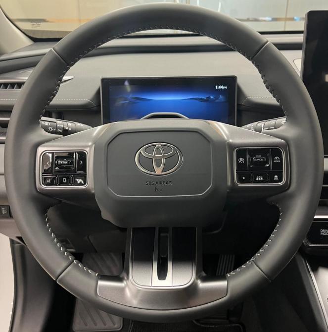 Toyota RAV4 VI (XA60) Челябинск  - изображение 15
