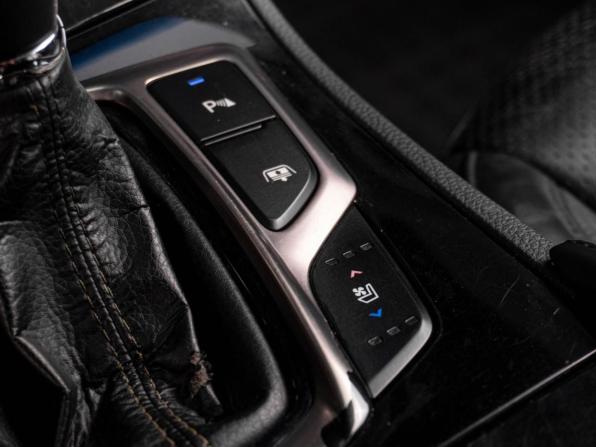 Hyundai Grandeur V с пробегом 2012 года, цена 1 029 000 рублей, 183356 км, седан, Автокод Объявления