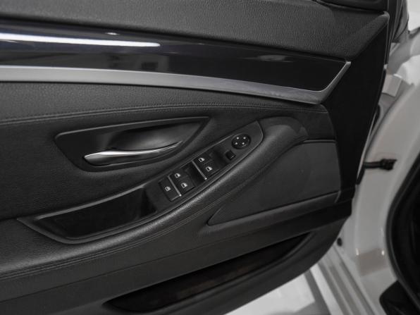 BMW 5 серии VI (F10/F11/F07) Рестайлинг с пробегом 2016 года, цена 1 935 000 рублей, 215200 км, седан, Автокод Объявления
