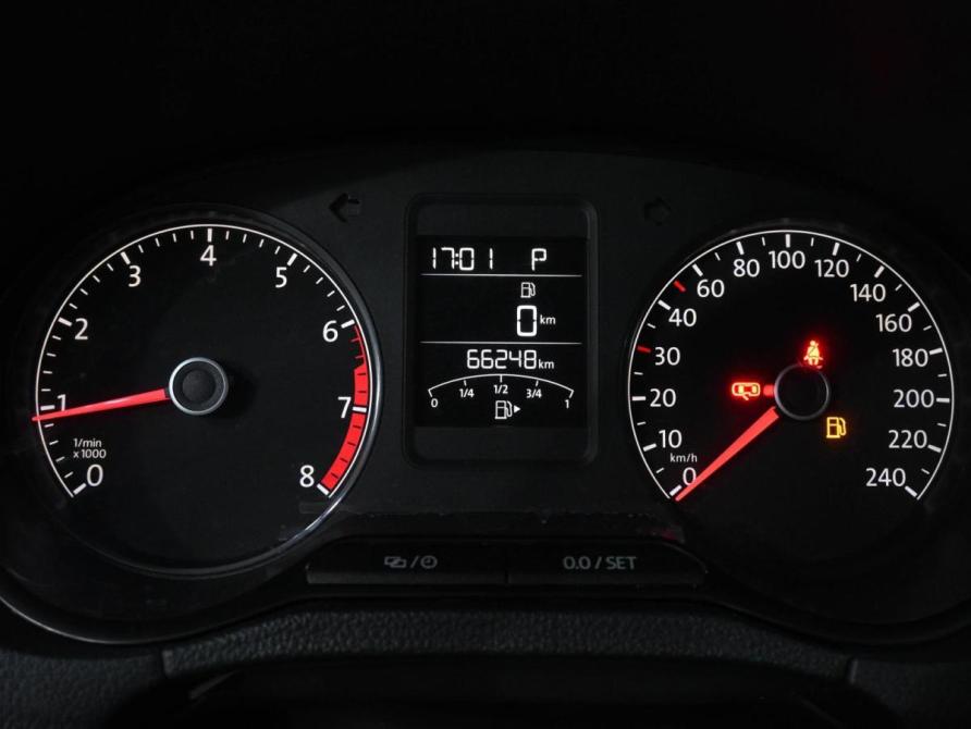Volkswagen Polo V Рестайлинг Ростов-на-Дону  - изображение 15