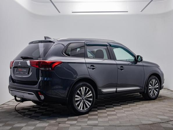 Mitsubishi Outlander III Рестайлинг 3 с пробегом 2021 года, цена 2 178 000 рублей, 166196 км, внедорожник, Автокод Объявления