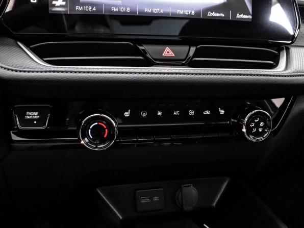Chevrolet Monza II Рестайлинг с пробегом 2023 года, цена 1 599 000 рублей, 34716 км, седан, Автокод Объявления