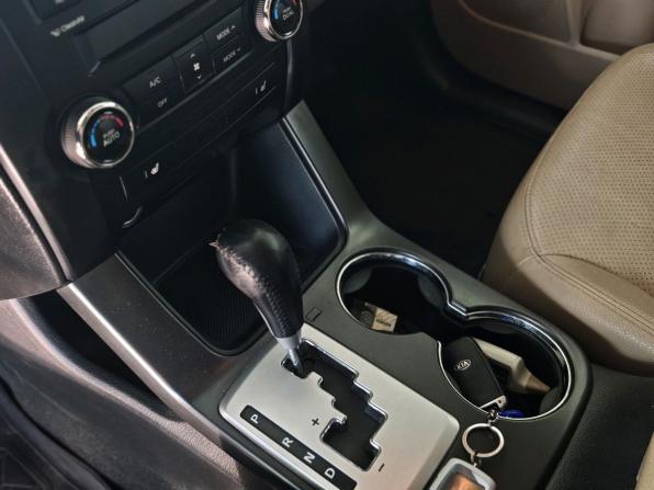 Kia Sorento II с пробегом 2011 года, цена 1 585 000 рублей, 214000 км, внедорожник, Автокод Объявления