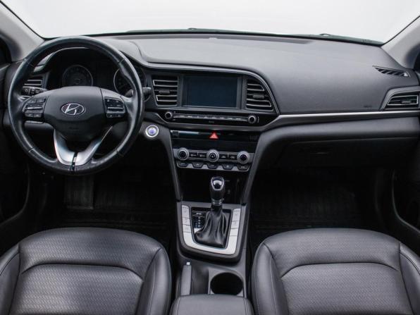 Hyundai Elantra VI (AD) Рестайлинг с пробегом 2019 года, цена 1 750 000 рублей, 69854 км, седан, Автокод Объявления