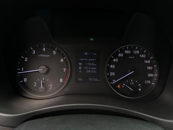 Hyundai Solaris II с пробегом 2017 года, цена 1 179 000 рублей, 92000 км, седан, Автокод Объявления