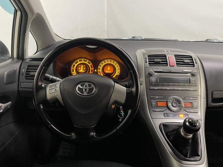 Toyota Auris I Воронеж  - изображение 17