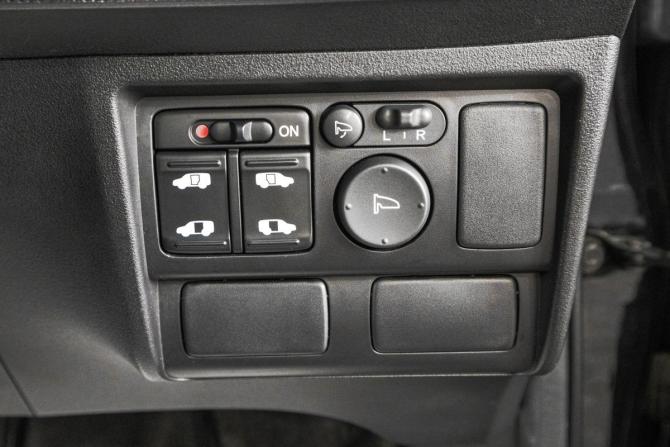 Honda Freed I с пробегом 2009 года, цена 1 379 000 рублей, 113000 км, компактвэн, Автокод Объявления